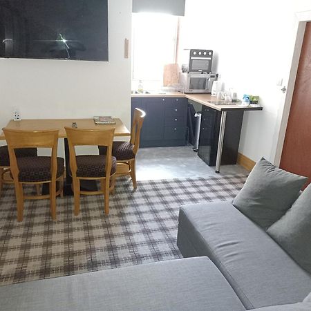 The Townhouse Accommodation Ντάμφρις Εξωτερικό φωτογραφία