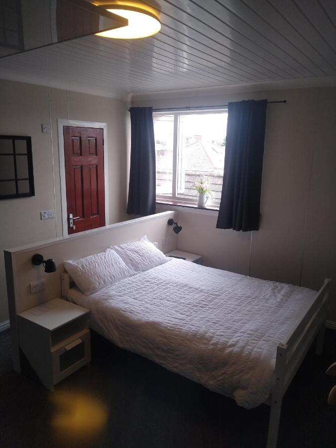 The Townhouse Accommodation Ντάμφρις Εξωτερικό φωτογραφία
