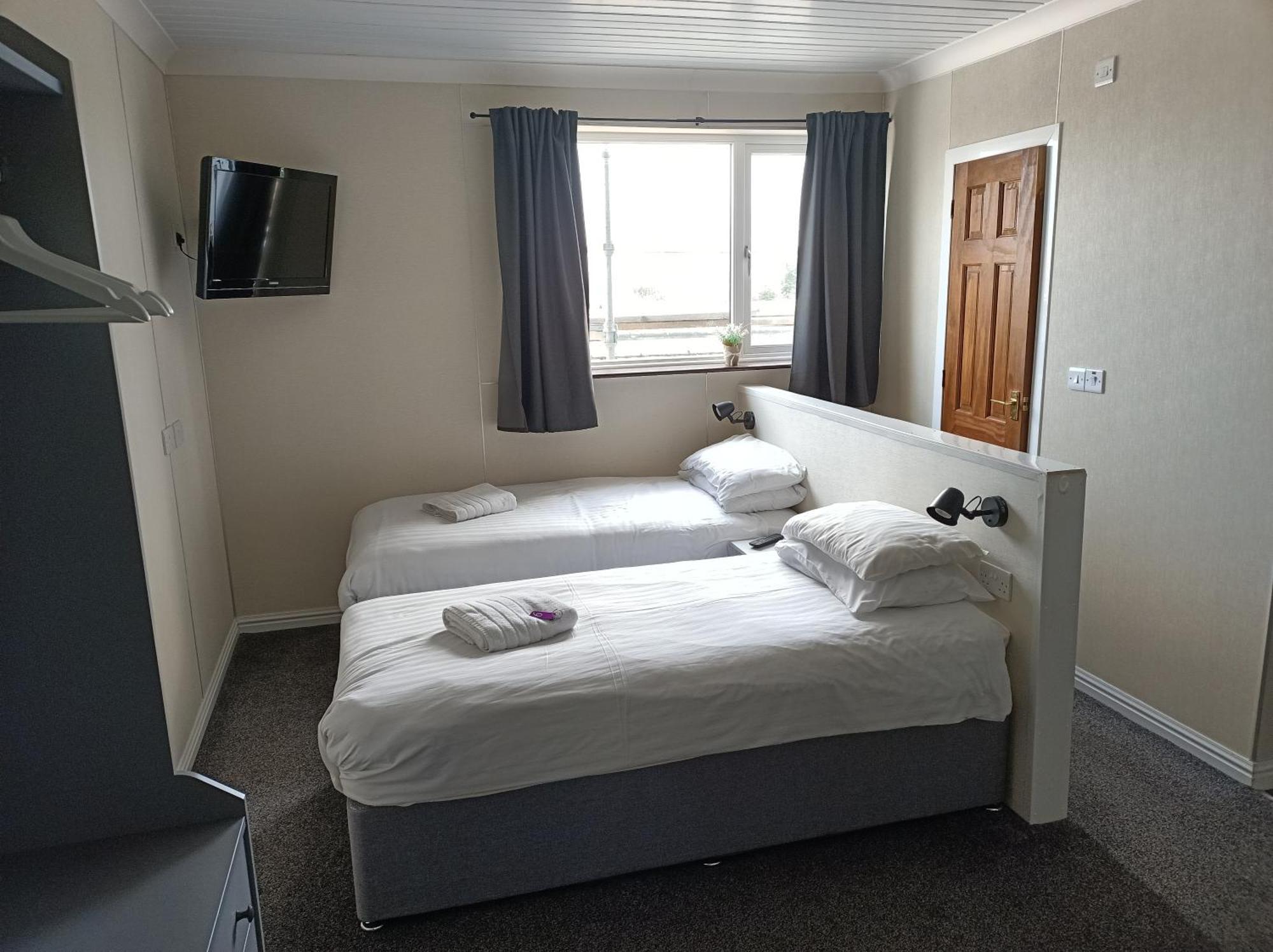 The Townhouse Accommodation Ντάμφρις Εξωτερικό φωτογραφία
